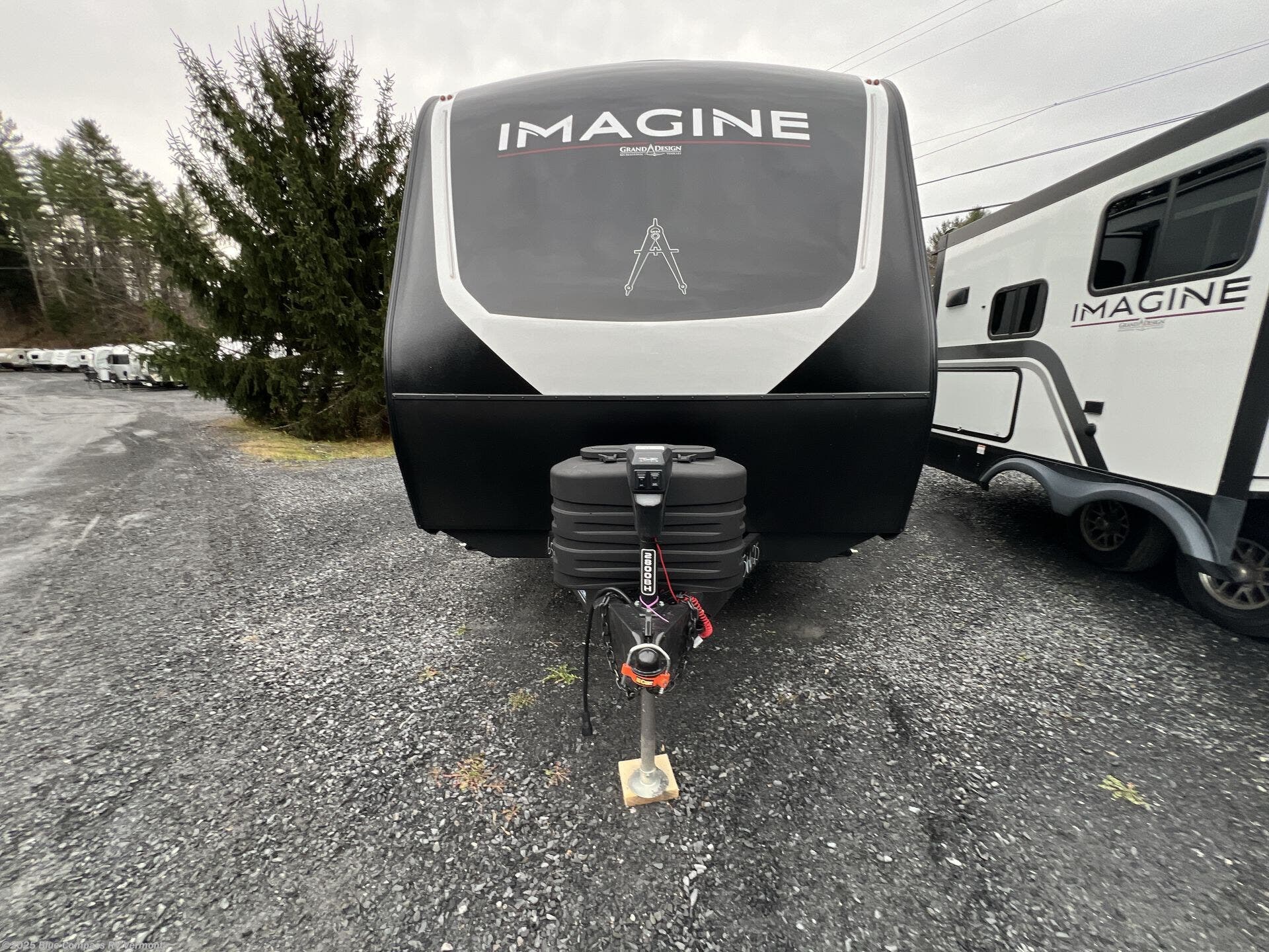 Contact us now about this 2026 Grand Design Imagine 2800BH! 2026 Imagine 2800BH by Grand Design from Blue Compass RV Vermont in East Montpelier, Vermont