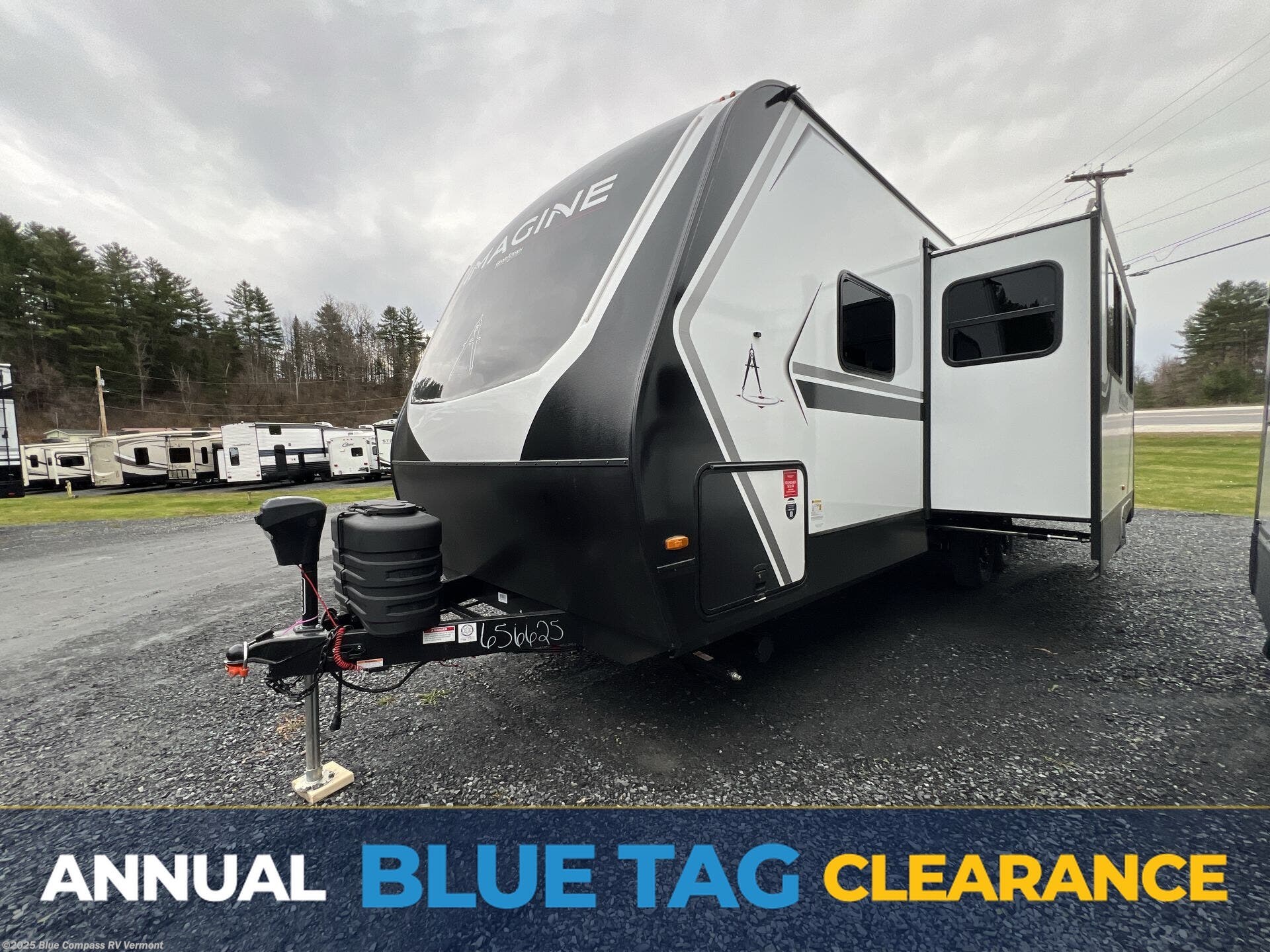 Email now about this 2026 Grand Design Imagine 2800BH! New 2026 Grand Design Imagine 2800BH available in East Montpelier, Vermont