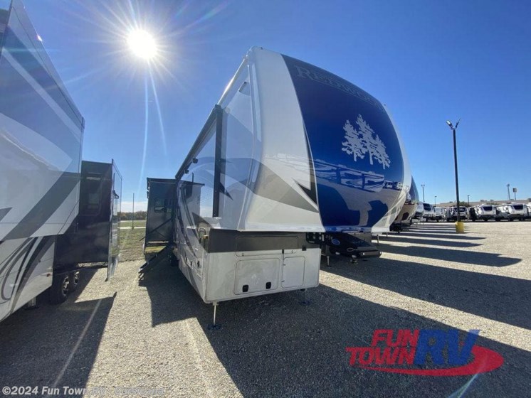 New 2024 Redwood RV Redwood 4150RD available in Corsicana, Texas