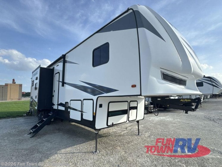 Email now about this 2019 Forest River Vengeance 377V! Used 2019 Forest River Vengeance 377V available in Corsicana, Texas