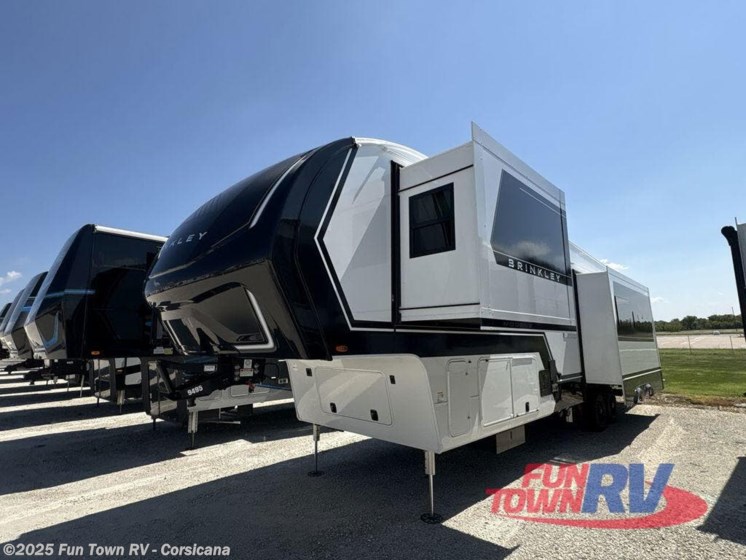 Email now about this 2026 Brinkley RV Model Z 3420! New 2026 Brinkley RV Model Z 3420 available in Corsicana, Texas