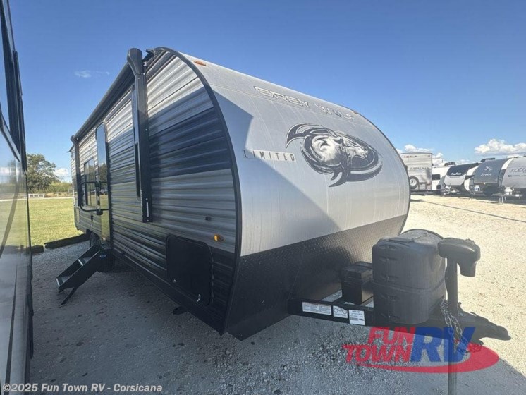 Email now about this 2022 Forest River Cherokee Grey Wolf 26DJSE! Used 2022 Forest River Cherokee Grey Wolf 26DJSE available in Corsicana, Texas