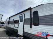 Contact us now about this 2026 Gulf Stream Yellowstone 279BH! 2026 Yellowstone 279BH by Gulf Stream from Fun Town RV - Orange in Orange, Texas