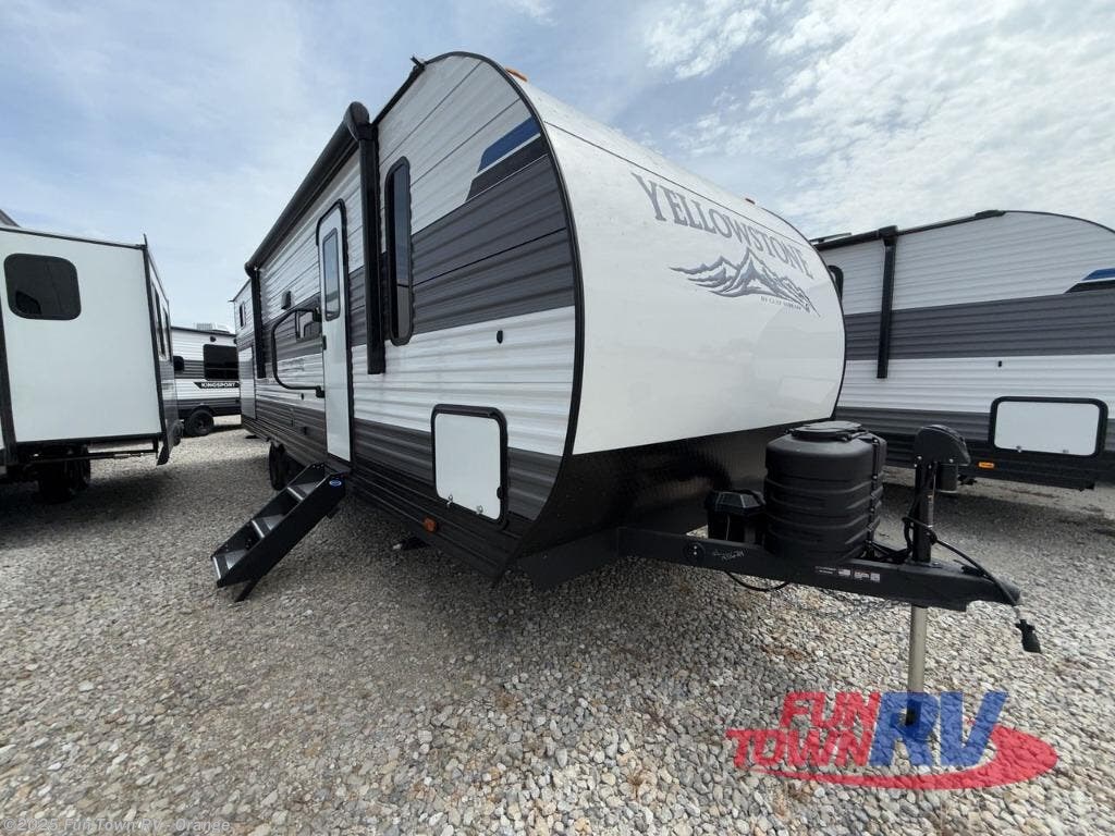 Email now about this 2026 Gulf Stream Yellowstone 279BH! New 2026 Gulf Stream Yellowstone 279BH available in Orange, Texas