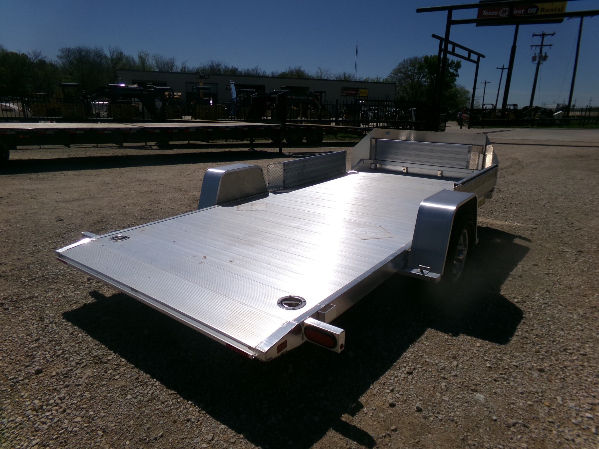 2024 Aluma 8214H TILT S 14 Aluminum Tiltbed Slingshot Trailer