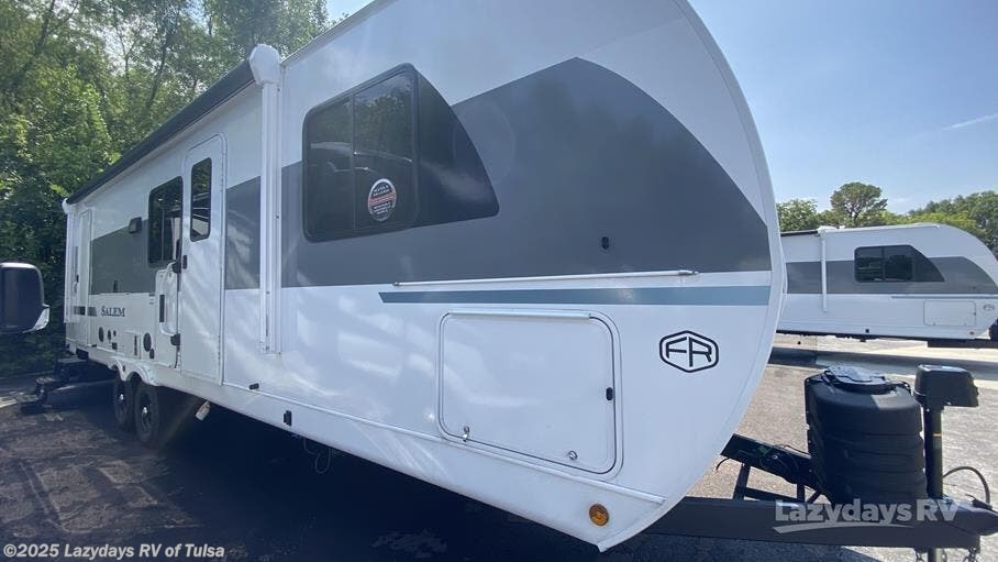 Call now about this 2025 Forest River Salem 26DBUDX! 2025 Forest River Salem 26DBUDX - New Travel Trailer For Sale by Lazydays RV of Tulsa in Claremore, Oklahoma