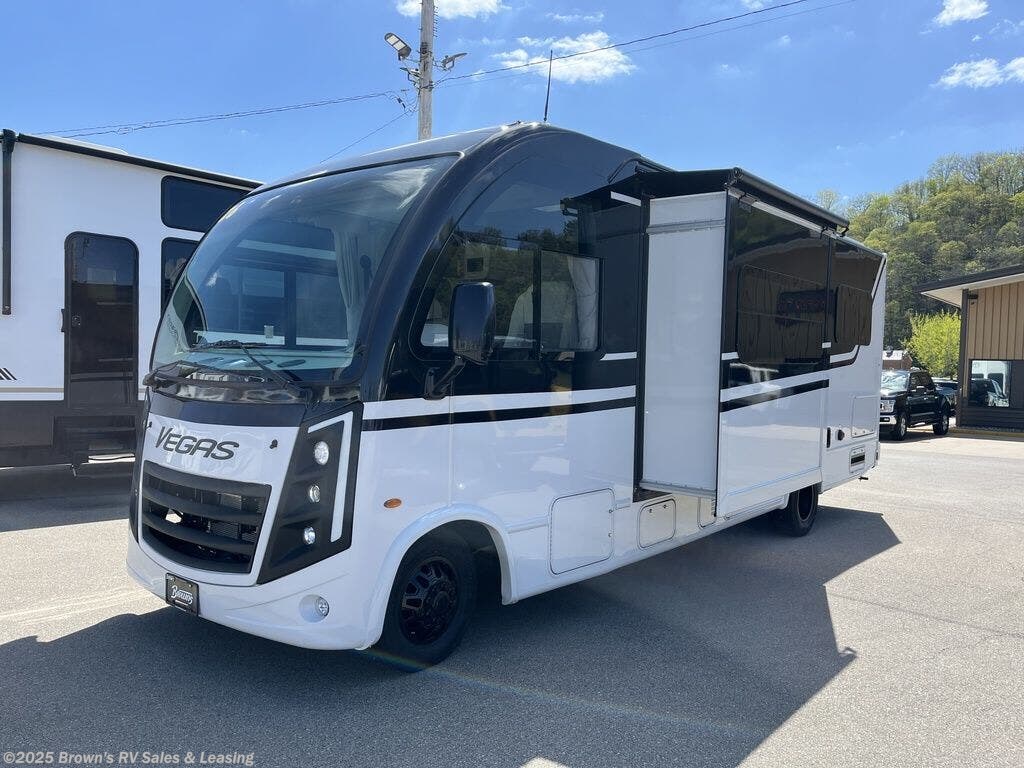 Contact us now about this 2026 Thor 26.2! 2026 26.2 by Thor from Brown's RV Sales & Leasing in Guttenberg, Iowa