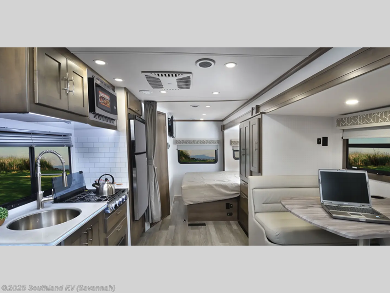Contact us now about this 2026 Dynamax Corp isata 3 24FW! 2026 isata 3 24FW by Dynamax Corp from Southland RV in Savannah, Georgia