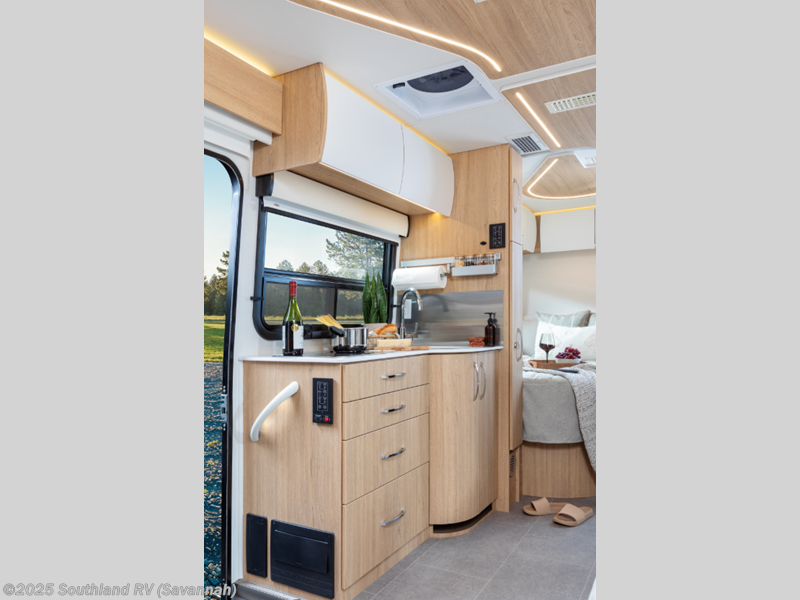 New 2026 Leisure Travel Unity U24CB available in Savannah, Georgia