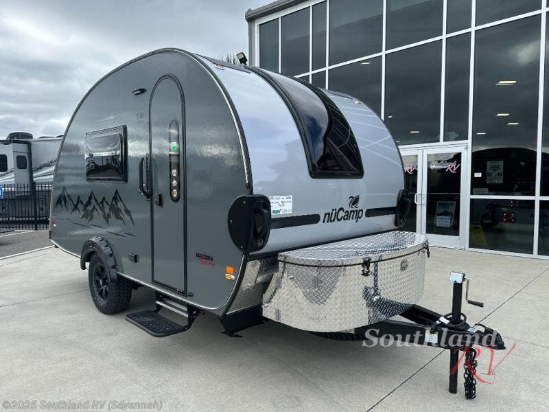 Email now about this 2026 NuCamp TAB 360 CS BD! New 2026 NuCamp TAB 360 CS BD available in Savannah, Georgia
