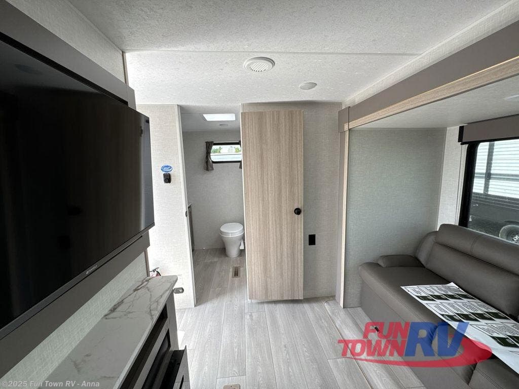 Contact us now about this 2025 K-Z Sportsmen SE 292RBKSE! 2025 Sportsmen SE 292RBKSE by K-Z from Fun Town RV - Anna in Anna, Illinois