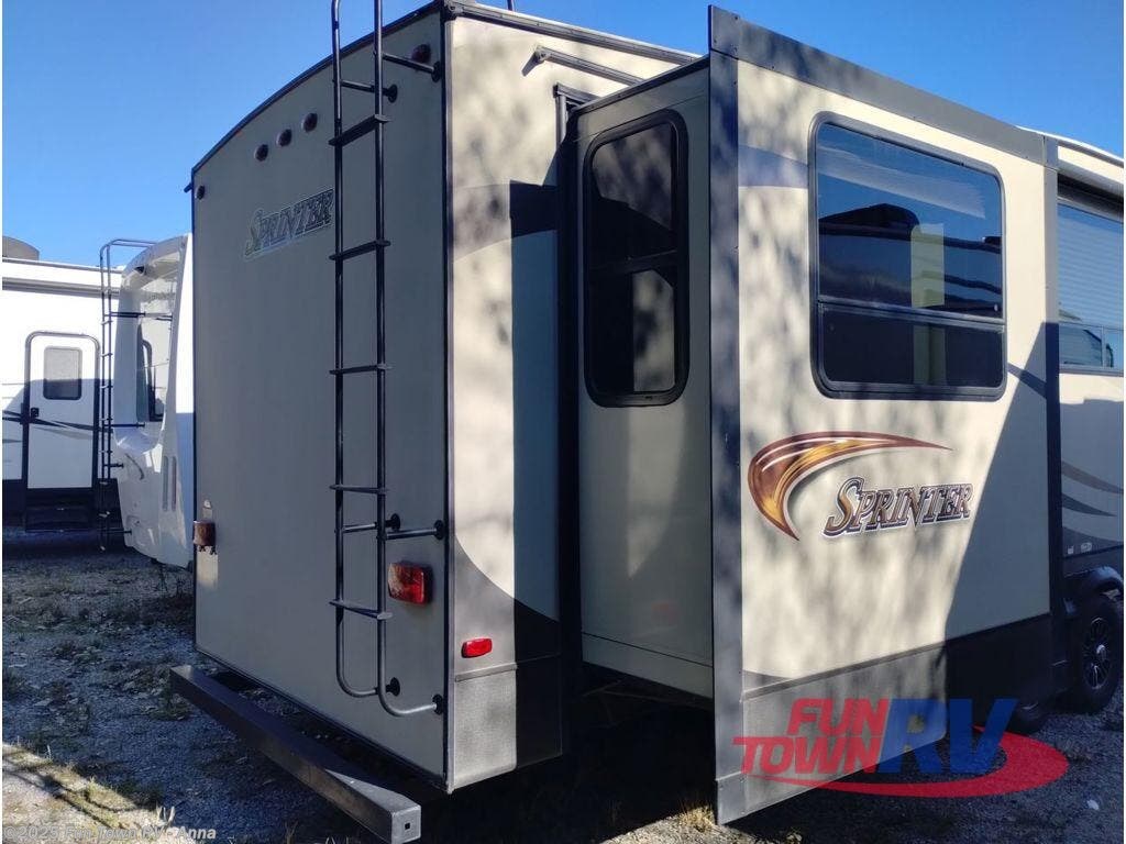 Used 2017 Keystone Sprinter 353FWDEN available in Anna, Illinois