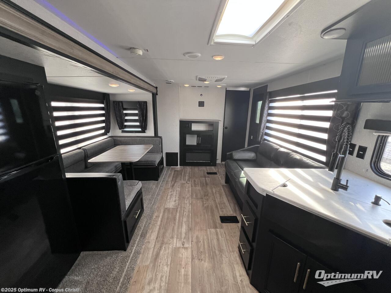 Used 2022 Forest River Cherokee 274BRB available in Robstown, Texas