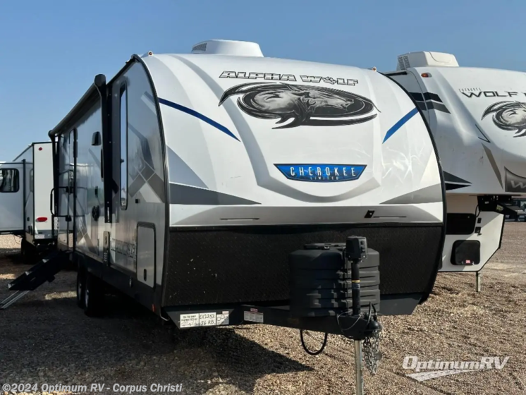 Used 2023 Forest River Cherokee Alpha Wolf 26RB-L available in Robstown, Texas