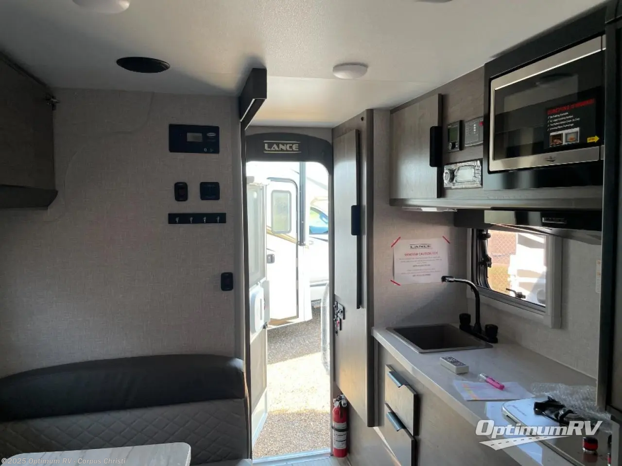 Lance Lance Truck Campers Rv For Sale In Robstown Tx