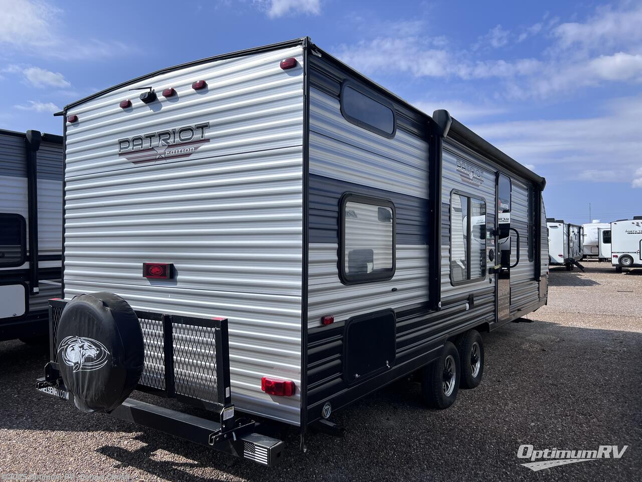 Call now about this 2022 Forest River Cherokee Grey Wolf 26DJSE! 2022 Forest River Cherokee Grey Wolf 26DJSE - Used Travel Trailer For Sale by Optimum RV - Corpus Christi in Robstown, Texas features Awning