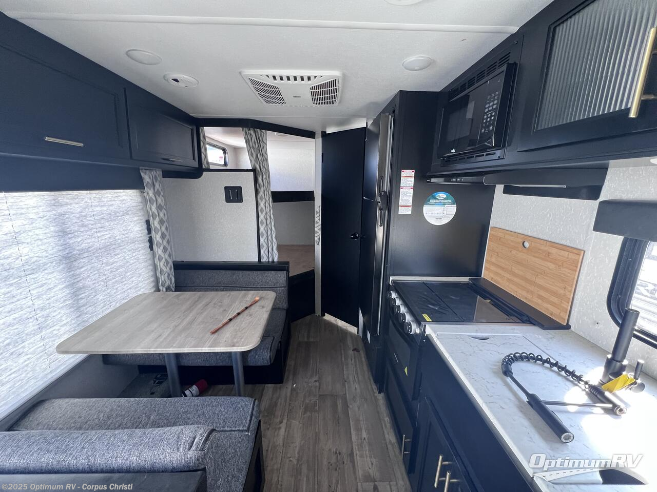 Used 2022 Forest River Cherokee Grey Wolf 26DJSE available in Robstown, Texas