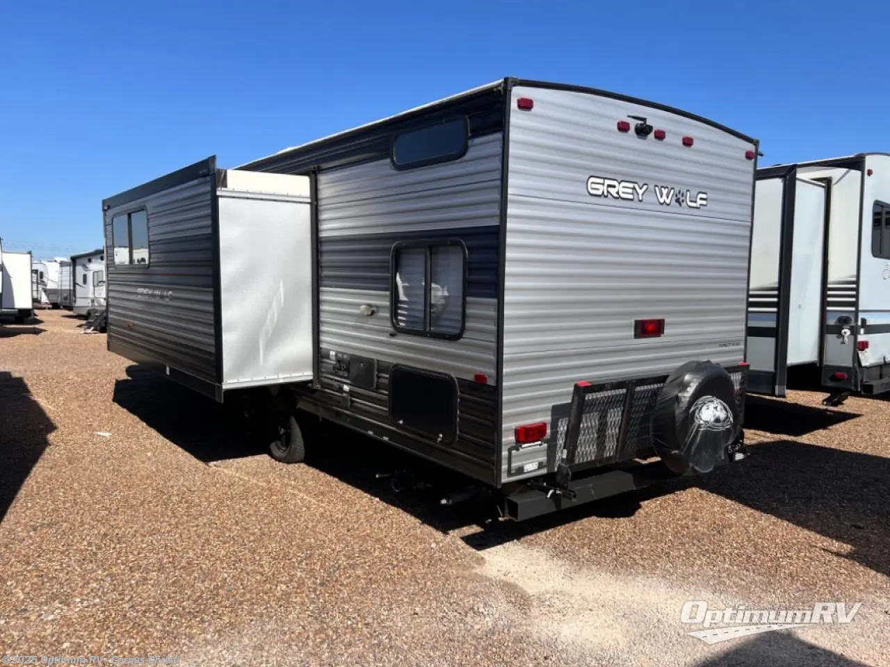 Contact us now about this 2022 Forest River Cherokee Grey Wolf 26BRB! 2022 Cherokee Grey Wolf 26BRB by Forest River from Optimum RV - Corpus Christi in Robstown, Texas