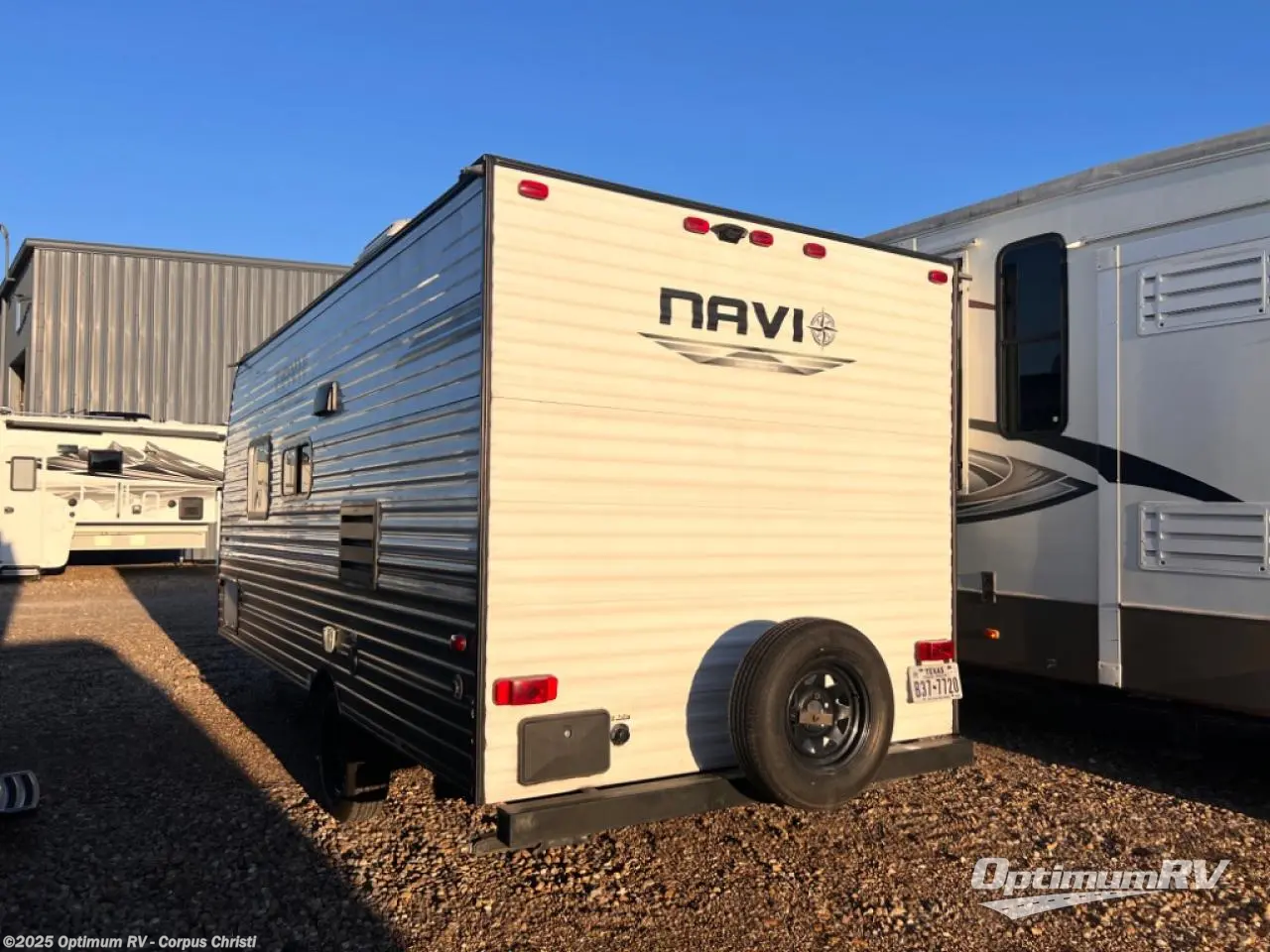 Contact us now about this 2019 Prime Time Navi 16FQ! 2019 Navi 16FQ by Prime Time from Optimum RV - Corpus Christi in Robstown, Texas
