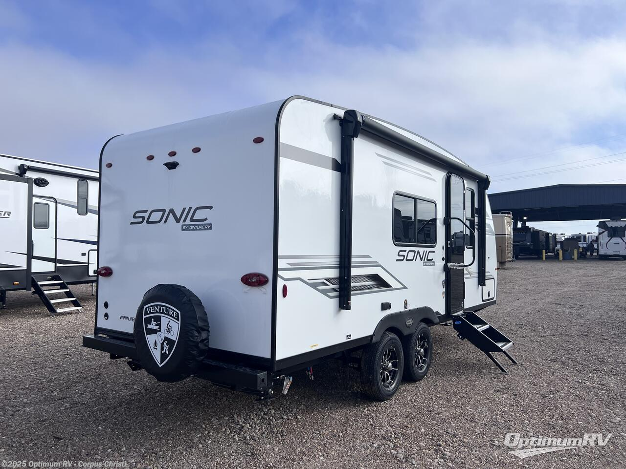 Call now about this 2025 Venture RV Sonic 190VRB! 2025 Venture RV Sonic 190VRB - New Travel Trailer For Sale by Optimum RV - Corpus Christi in Robstown, Texas