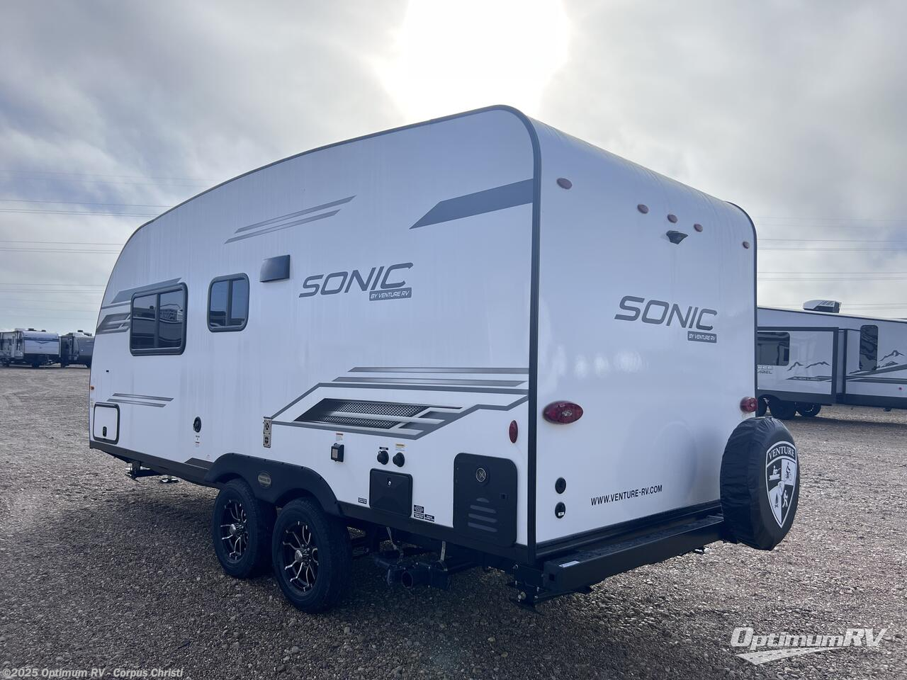 Contact us now about this 2025 Venture RV Sonic 190VRB! 2025 Sonic 190VRB by Venture RV from Optimum RV - Corpus Christi in Robstown, Texas