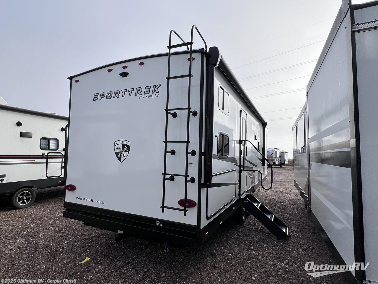 Call now about this 2025 Venture RV SportTrek ST261VBH! 2025 Venture RV SportTrek ST261VBH - New Travel Trailer For Sale by Optimum RV - Corpus Christi in Robstown, Texas features Awning, Slideout