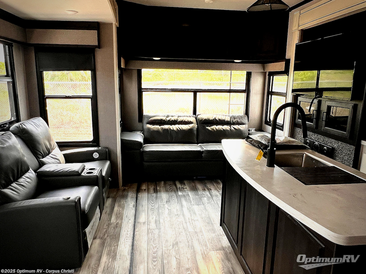 Used 2023 Highland Ridge Open Range 371MBH available in Robstown, Texas