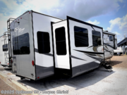 Call now about this 2023 Highland Ridge Open Range 371MBH! 2023 Highland Ridge Open Range 371MBH - Used Fifth Wheel For Sale by Optimum RV - Corpus Christi in Robstown, Texas features Awning, Slideout