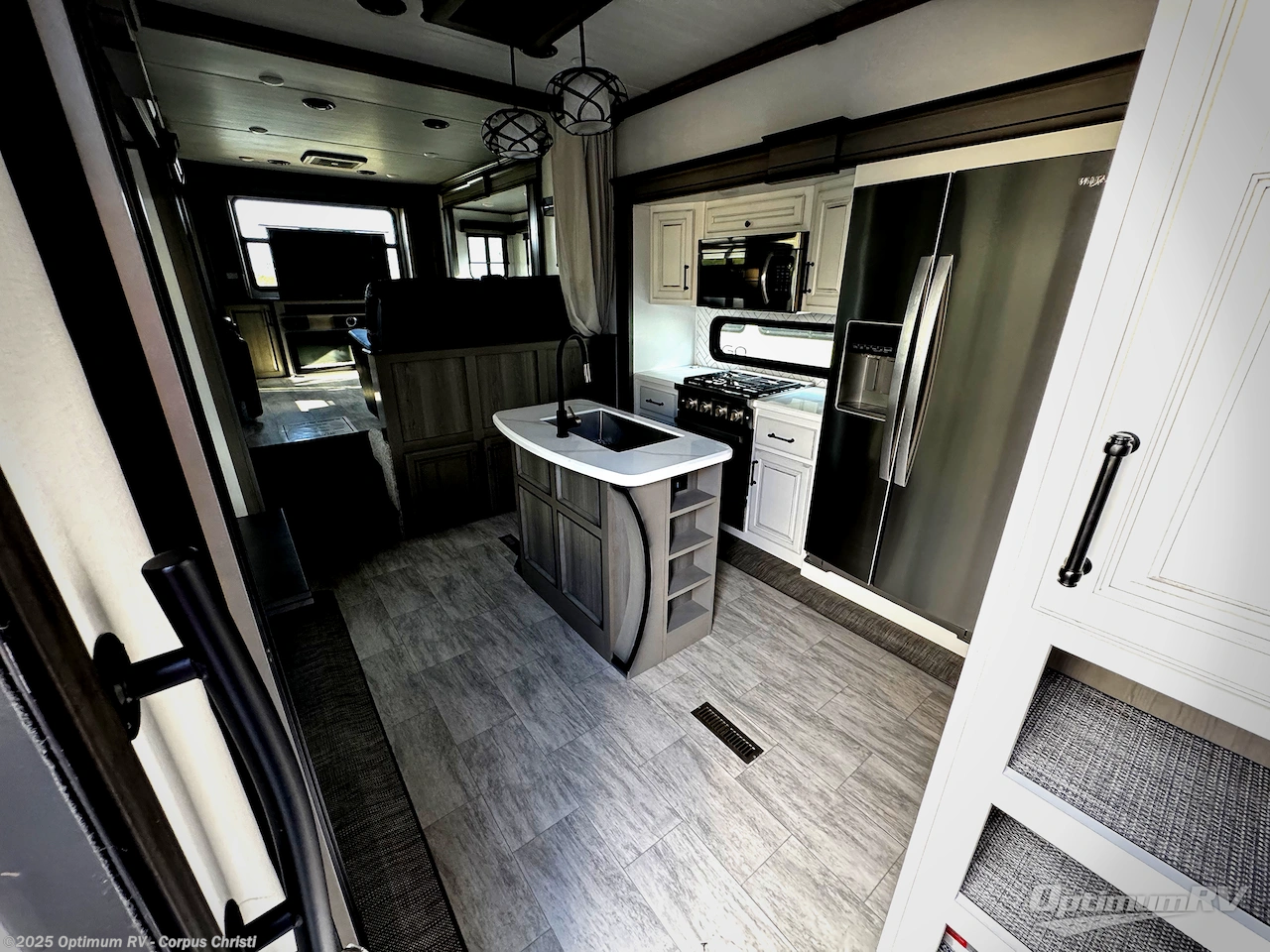 Used 2023 Keystone Montana 3793RD available in Robstown, Texas