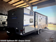 Call now about this 2021 Coachmen Catalina Legacy 263BHSCK! 2021 Coachmen Catalina Legacy 263BHSCK - Used Travel Trailer For Sale by Optimum RV - Corpus Christi in Robstown, Texas features Slideout, Awning