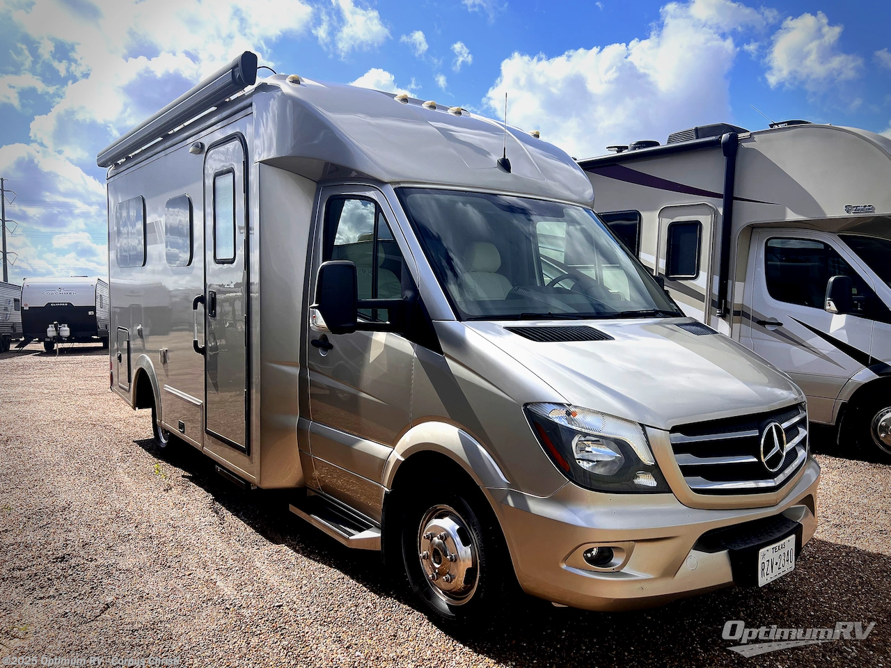 Email now about this 2018 Pleasure-Way Plateau XLTD Std. Model! Used 2018 Pleasure-Way Plateau XLTD Std. Model available in Robstown, Texas