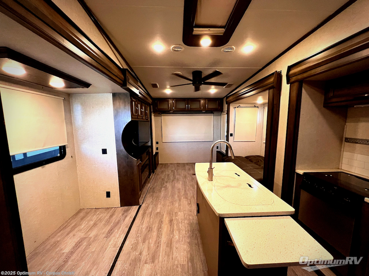 Used 2018 Keystone Montana High Country 345RL available in Robstown, Texas