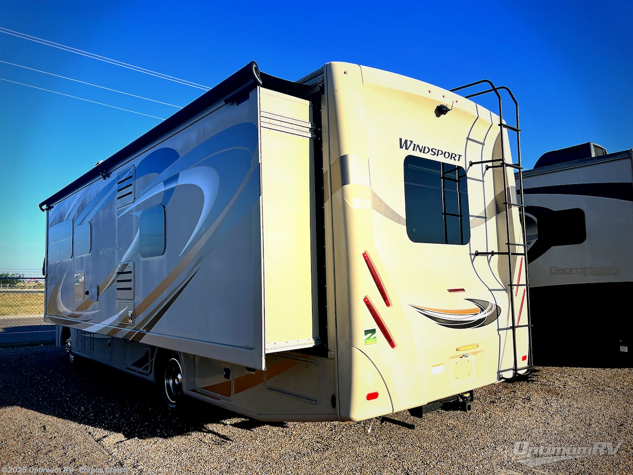 Contact us now about this 2018 Thor Windsport 29M! 2018 Windsport 29M by Thor from Optimum RV - Corpus Christi in Robstown, Texas