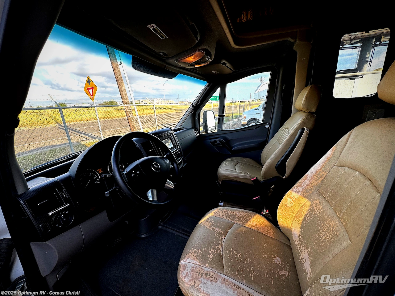 Contact us now about this 2017 Itasca Navion 24J! 2017 Navion 24J by Itasca from Optimum RV - Corpus Christi in Robstown, Texas