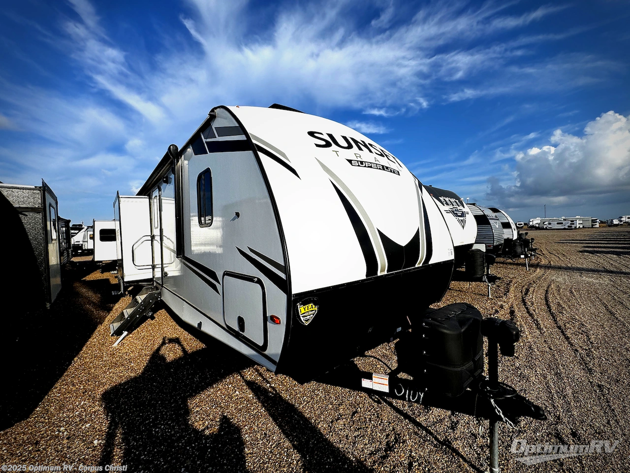 Email now about this 2023 CrossRoads Sunset Trail SS331BH! Used 2023 CrossRoads Sunset Trail SS331BH available in Robstown, Texas