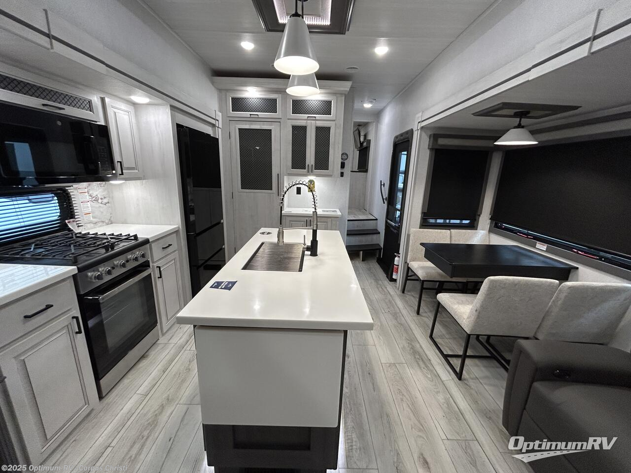 Contact us now about this 2025 East to West Ahara 390DS! 2025 Ahara 390DS by East to West from Optimum RV - Corpus Christi in Robstown, Texas
