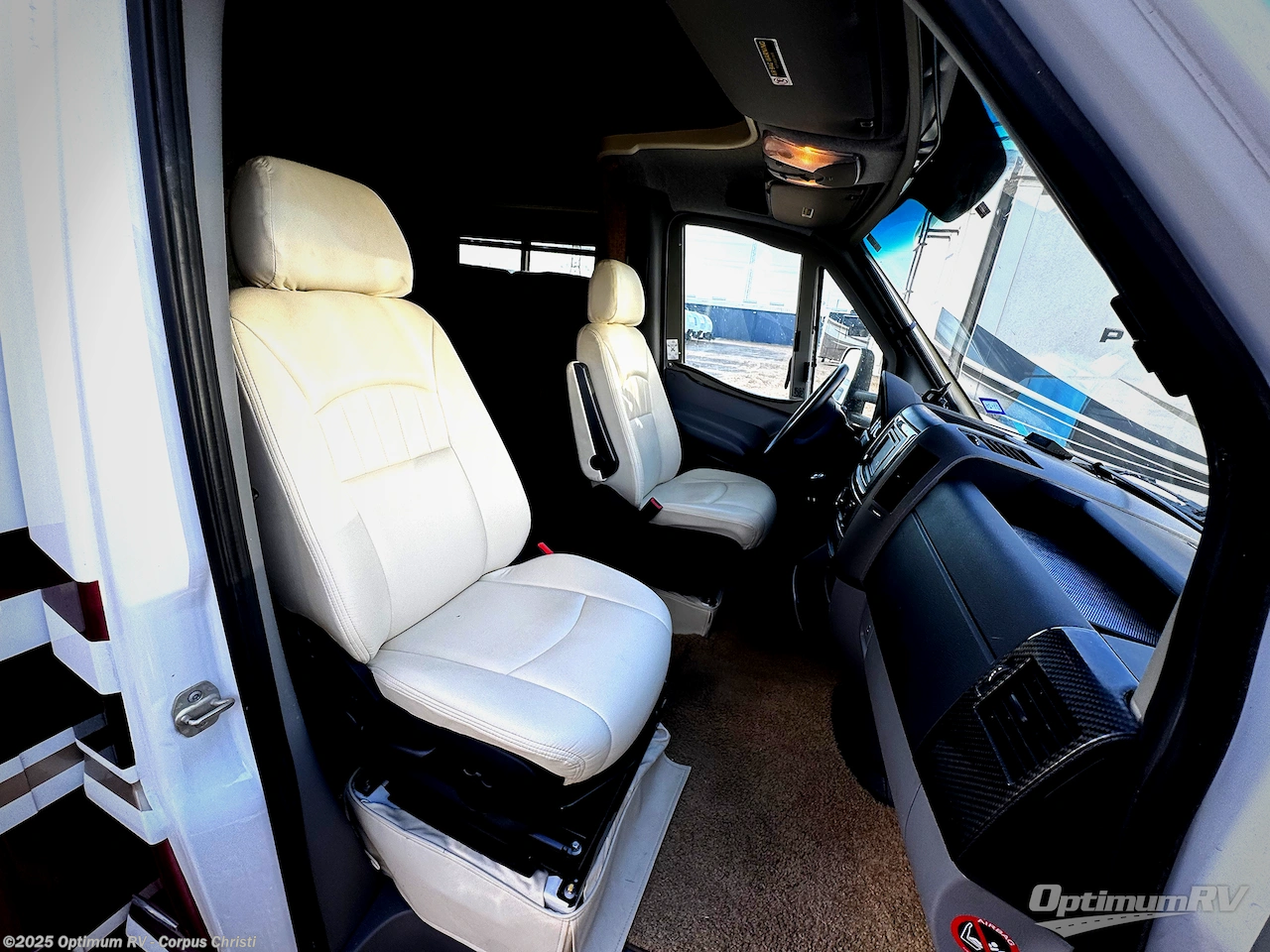 Contact us now about this 2014 Itasca Navion iQ 24V! 2014 Navion iQ 24V by Itasca from Optimum RV - Corpus Christi in Robstown, Texas