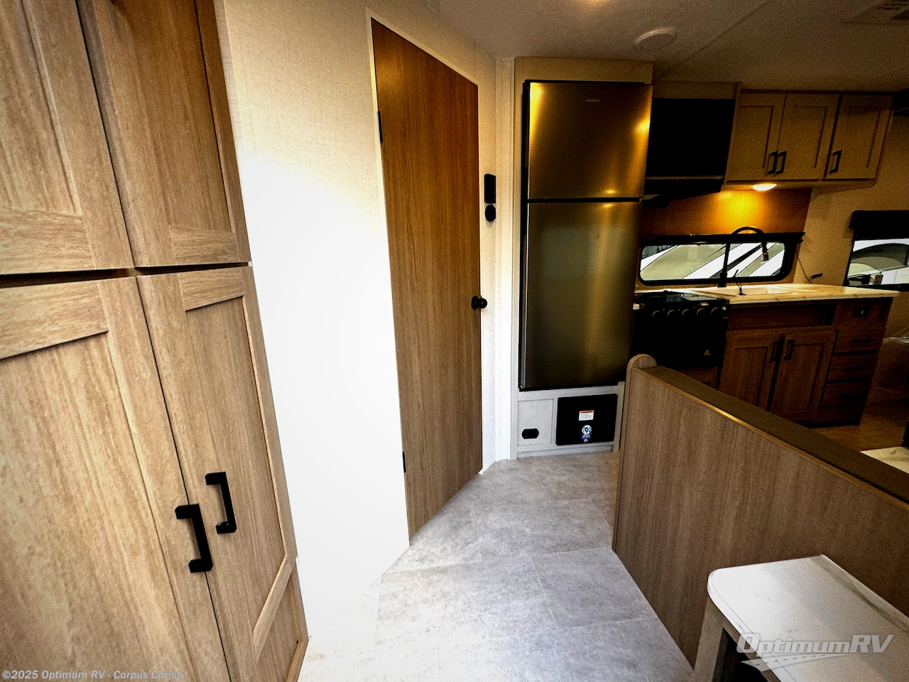 Contact us now about this 2026 Dutchmen Aspen Trail LE 19RB! 2026 Aspen Trail LE 19RB by Dutchmen from Optimum RV - Corpus Christi in Robstown, Texas