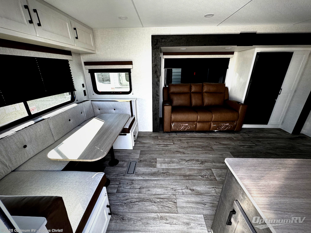 Call now about this 2026 Venture RV Sienna SA241VRD! 2026 Venture RV Sienna SA241VRD - New Travel Trailer For Sale by Optimum RV - Corpus Christi in Robstown, Texas features Awning, Slideout