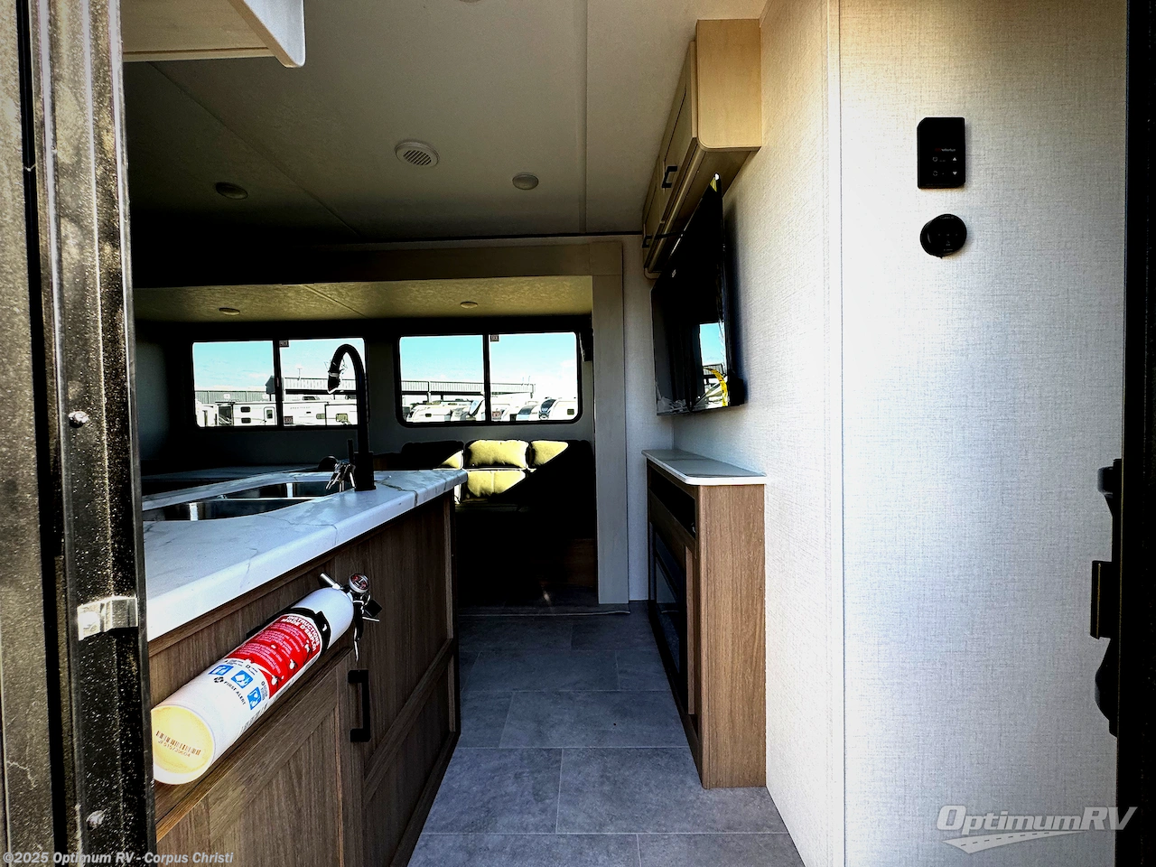 Call now about this 2026 Dutchmen Aspen Trail 38DS! 2026 Dutchmen Aspen Trail 38DS - New Travel Trailer For Sale by Optimum RV - Corpus Christi in Robstown, Texas