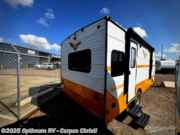 Call now about this 2022 Riverside Retro 171DRD! 2022 Riverside Retro 171DRD - Used Travel Trailer For Sale by Optimum RV - Corpus Christi in Robstown, Texas features Awning