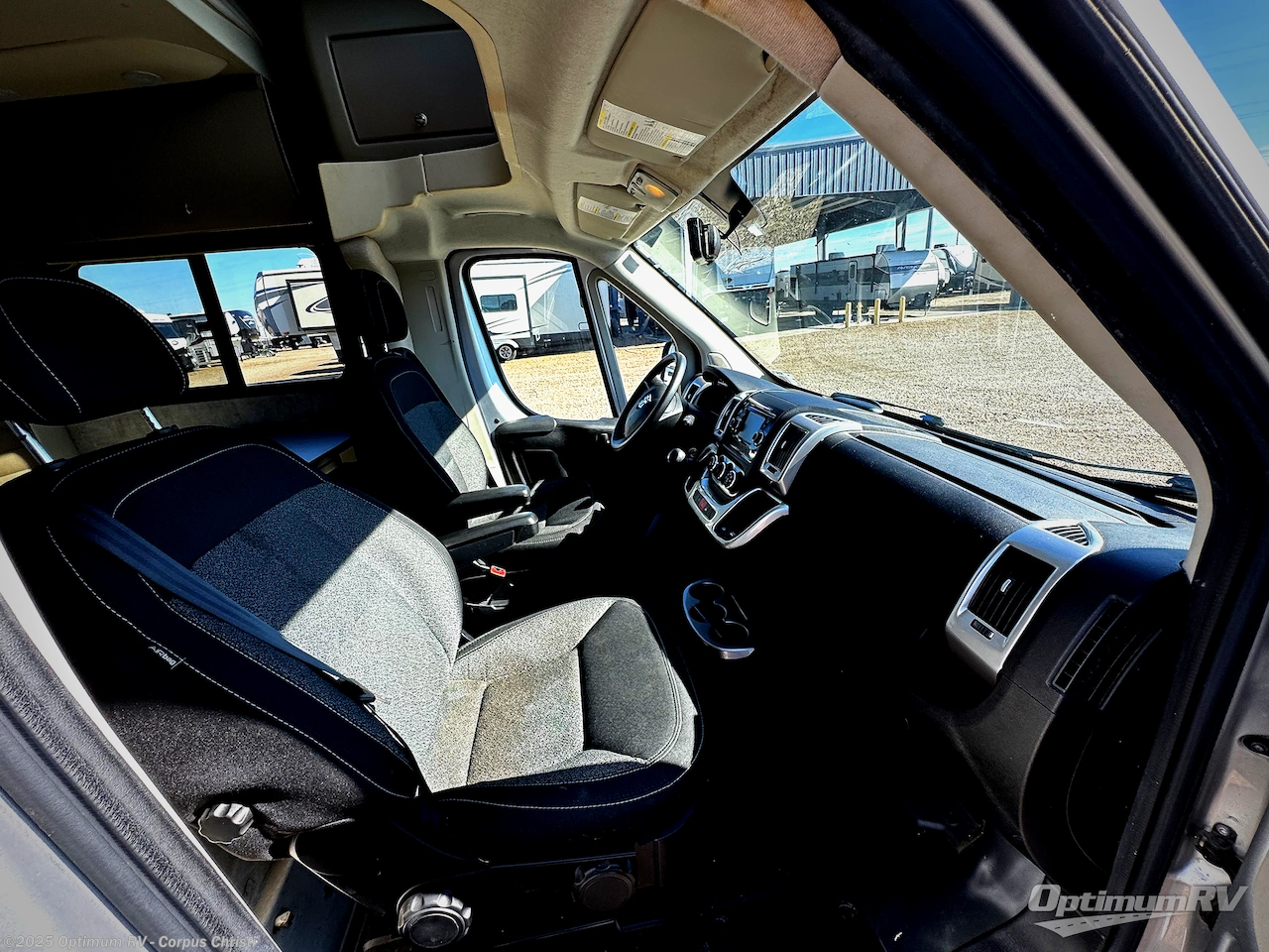 Call now about this 2015 Itasca Viva 23L! 2015 Itasca Viva 23L - Used Class C For Sale by Optimum RV - Corpus Christi in Robstown, Texas