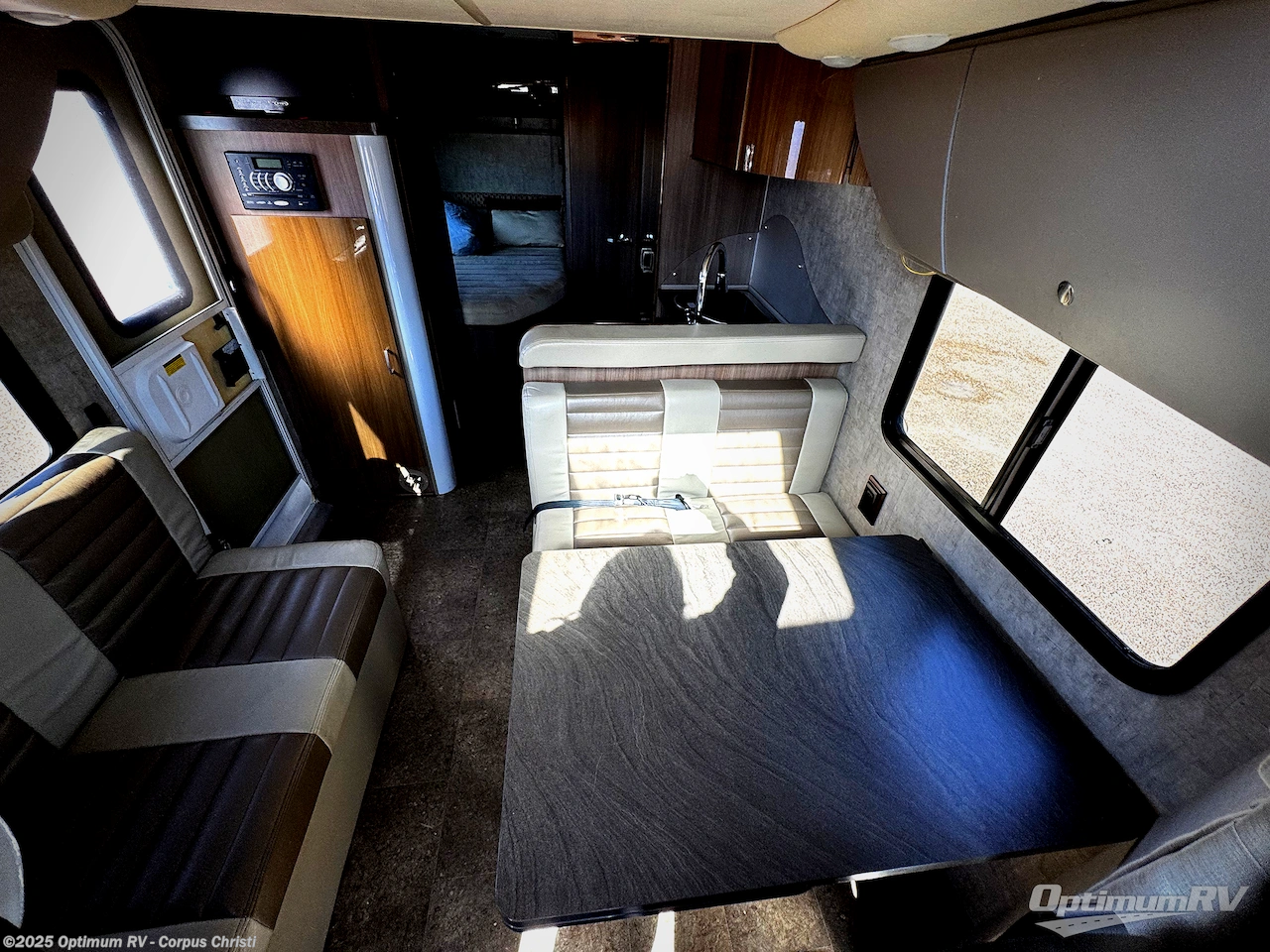 Used 2015 Itasca Viva 23L available in Robstown, Texas