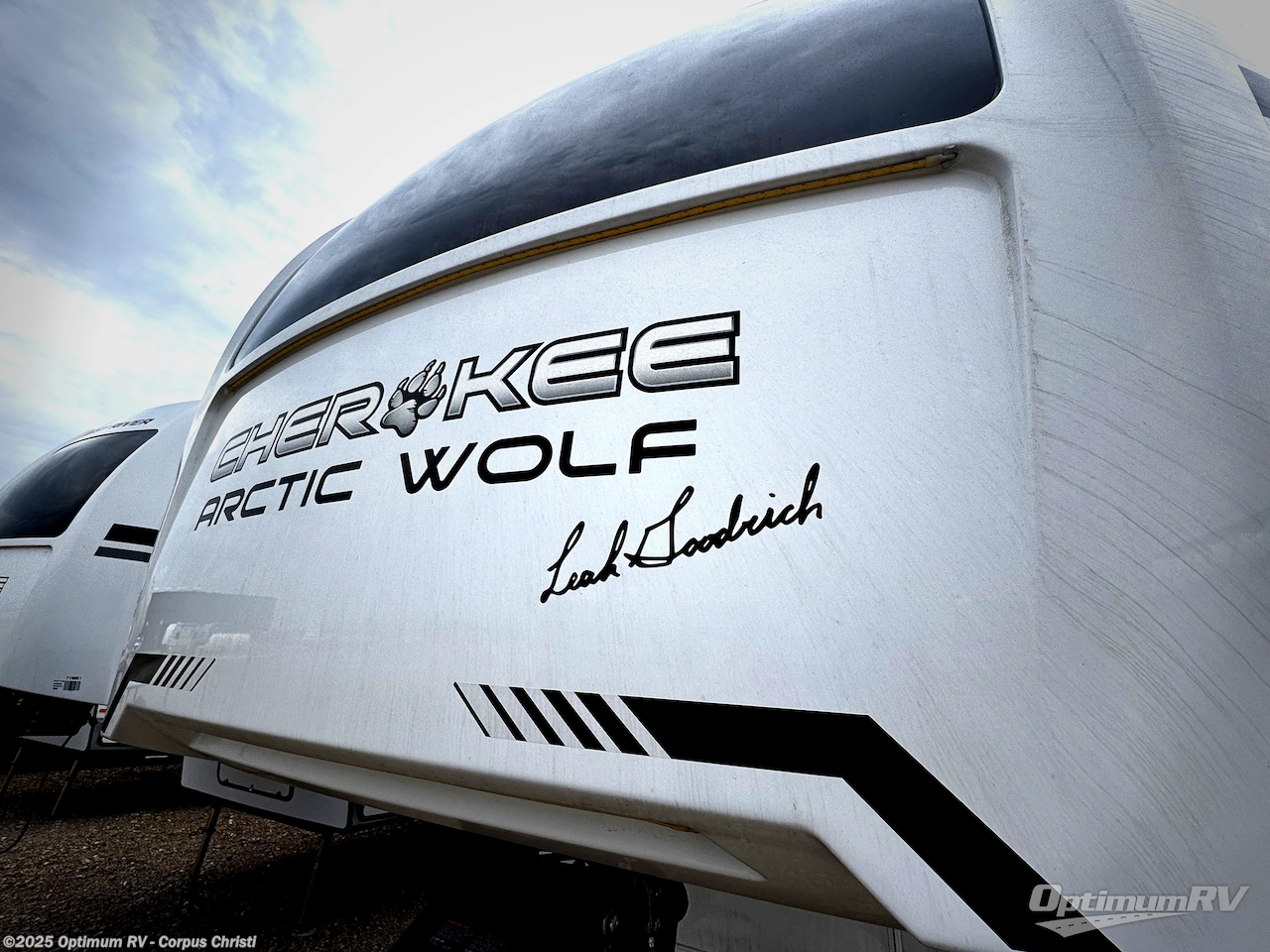 Call now about this 2026 Forest River Cherokee Arctic Wolf 38LEAH.G! 2026 Forest River Cherokee Arctic Wolf 38LEAH.G - New Fifth Wheel For Sale by Optimum RV - Corpus Christi in Robstown, Texas features Awning, Slideout