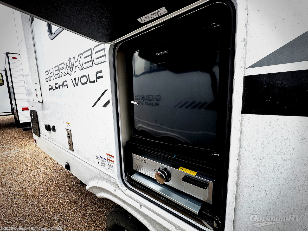 Contact us now about this 2026 Forest River Cherokee Alpha Wolf 21RB! 2026 Cherokee Alpha Wolf 21RB by Forest River from Optimum RV - Corpus Christi in Robstown, Texas