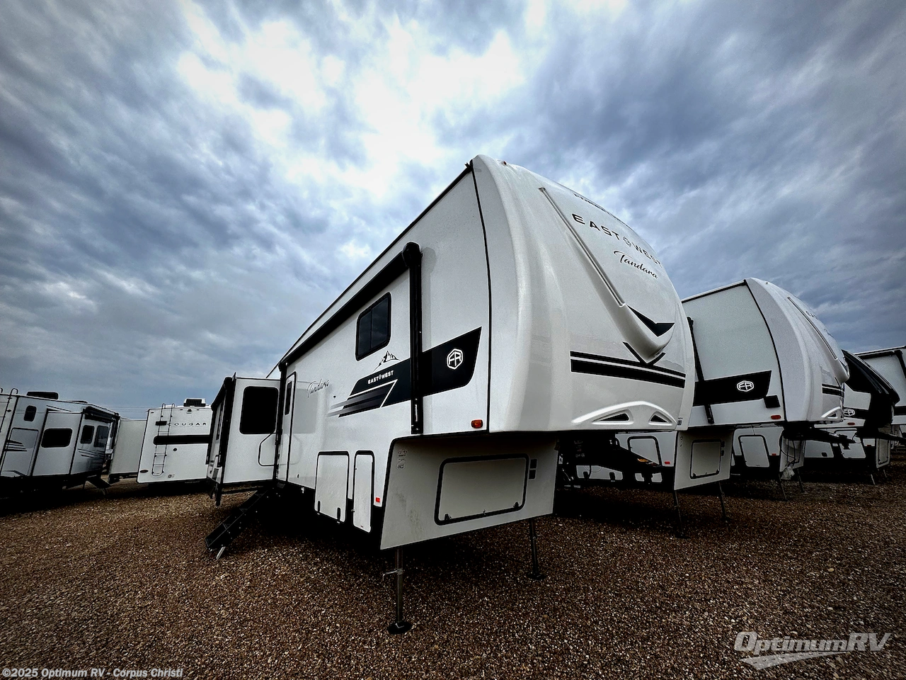 Email now about this 2026 East to West Tandara 388LR! New 2026 East to West Tandara 388LR available in Robstown, Texas