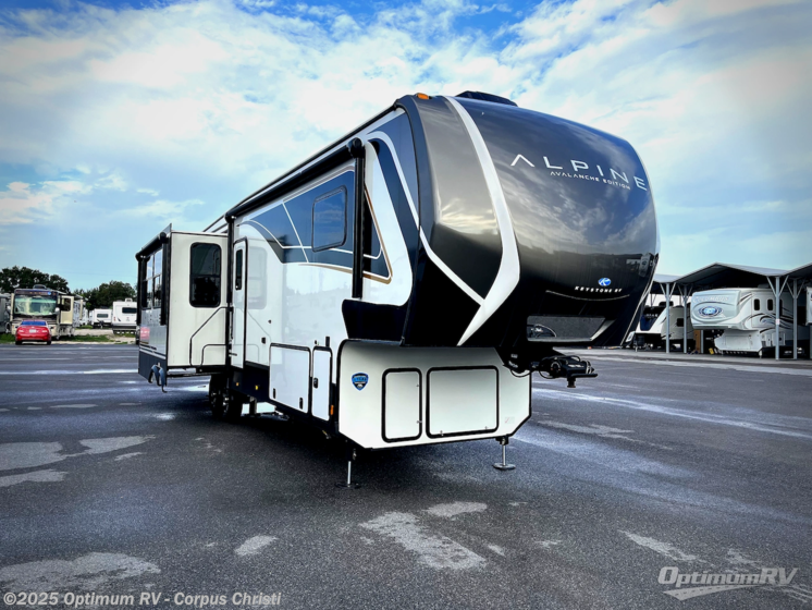 Email now about this 2025 Keystone Alpine Avalanche Edition 321RL! New 2025 Keystone Alpine Avalanche Edition 321RL available in Robstown, Texas