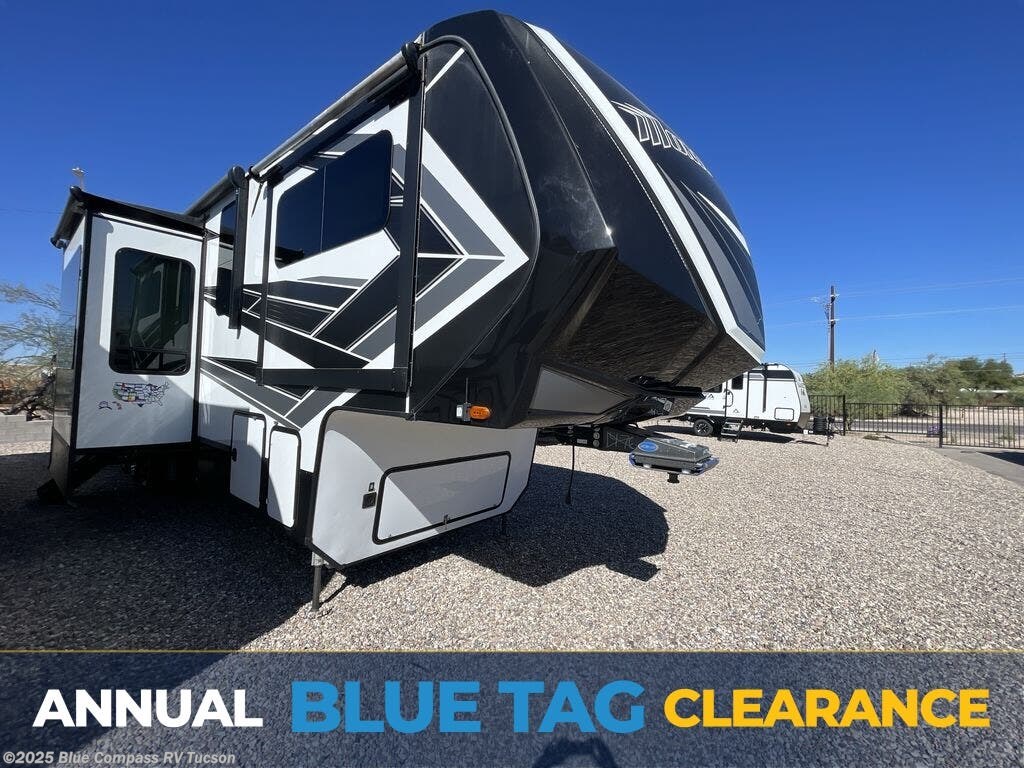 Email now about this 2022 Grand Design Momentum 376THS! Used 2022 Grand Design Momentum 376THS available in Tucson, Arizona