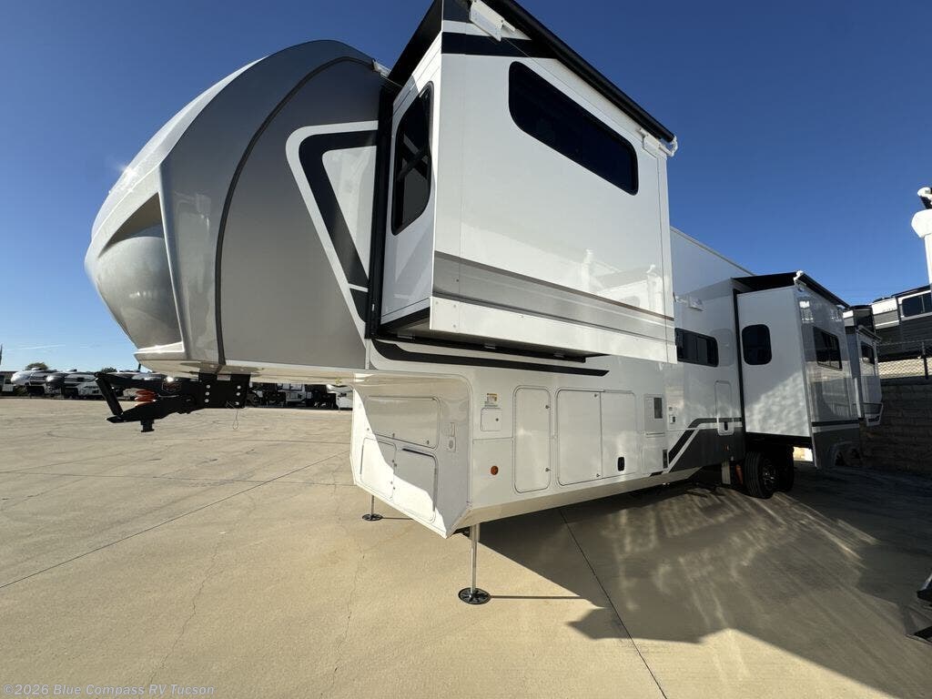 New 2026 Alliance RV Paradigm 395DS available in Tucson, Arizona