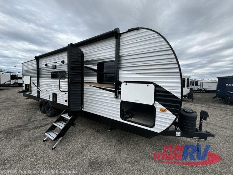 Email now about this 2025 K-Z Sportsmen SE 301BHKSE! New 2025 K-Z Sportsmen SE 301BHKSE available in Cibolo, Texas